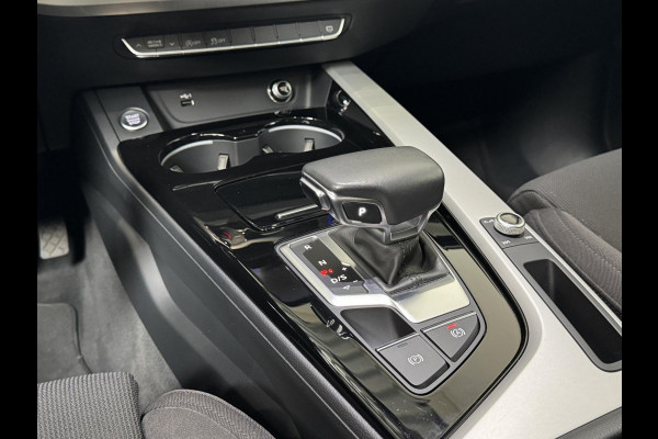Audi A4 Limousine 35 TFSI Launch edition Business Automaat Navigatie Climate Control Trekhaak