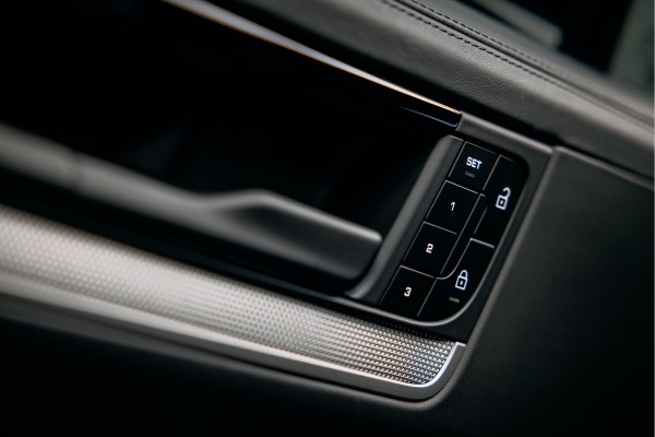 Porsche Cayenne Coupé 3.0 E-Hybrid Vol uitgevoerde Cayenne