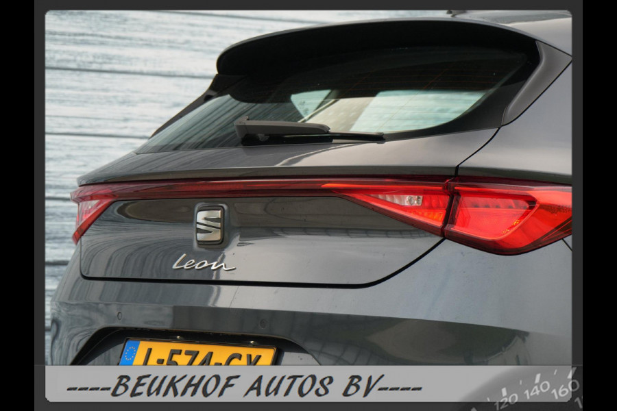Seat Leon 1.0 TSI Style Business Intense Trekhaak Carplay Seat Leon 1.0 TSI Style Business Intense Trekhaak Carplay