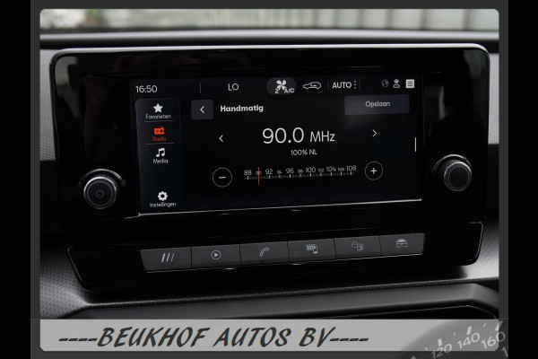Seat Leon 1.0 TSI Style Business Intense Trekhaak Carplay Seat Leon 1.0 TSI Style Business Intense Trekhaak Carplay