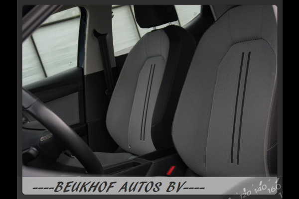 Seat Leon 1.0 TSI Style Business Intense Trekhaak Carplay Seat Leon 1.0 TSI Style Business Intense Trekhaak Carplay