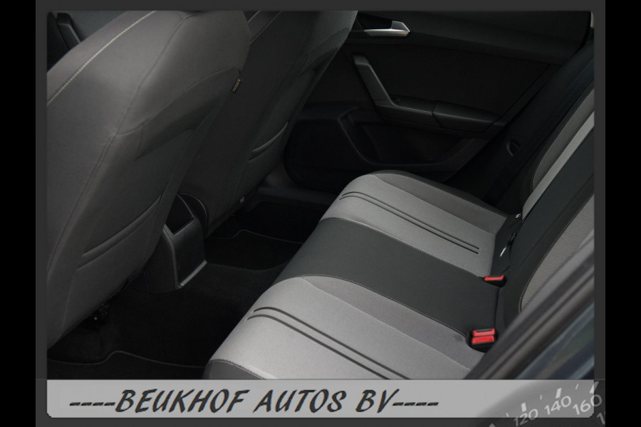 Seat Leon 1.0 TSI Style Business Intense Trekhaak Carplay Seat Leon 1.0 TSI Style Business Intense Trekhaak Carplay
