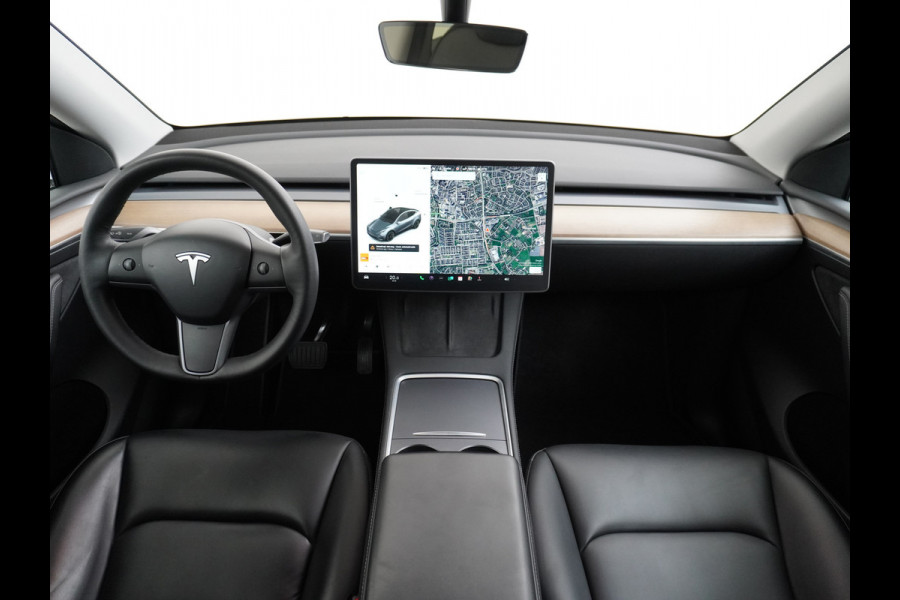 Tesla Model Y Long Range AWD 75kWh  Trekhaak Lmv 20" Wrmtepomp Leder Navi Ecc Premium Audio Stoel+Stuurverwarming Autopilot 3.0 Adaptieve Crui Memory Matrix Led Intel Atom® Processor Homelink 5 Achterbank verwarmd 4WD 1.600KG Trekgewicht