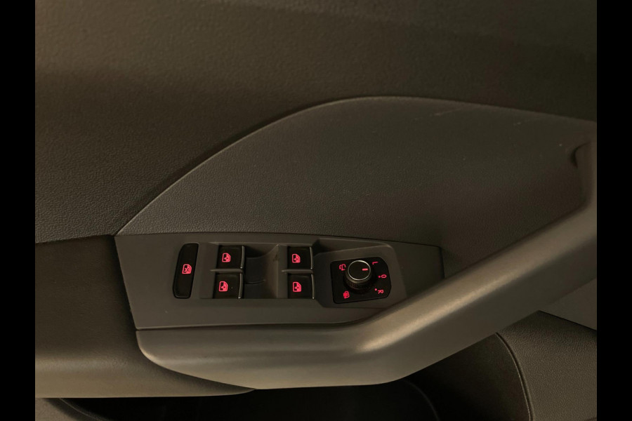 Volkswagen T-Cross 1.0 TSI R-Line 115PK AUTOMAAT AIRCO CLIMA NAVI CRUISE VIRT COCKPIT APPLE CARPLAY CAM R-LINE INT VELG NIEUWSTAAT