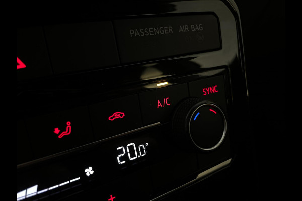 Volkswagen T-Cross 1.0 TSI R-Line 115PK AUTOMAAT AIRCO CLIMA NAVI CRUISE VIRT COCKPIT APPLE CARPLAY CAM R-LINE INT VELG NIEUWSTAAT