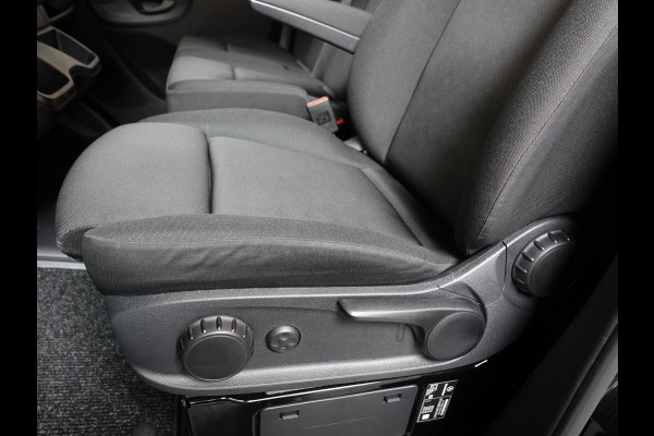 Mercedes-Benz Sprinter 315 L2H2 Automaat Navigatie Cruise Control Trekhaak Climate Control
