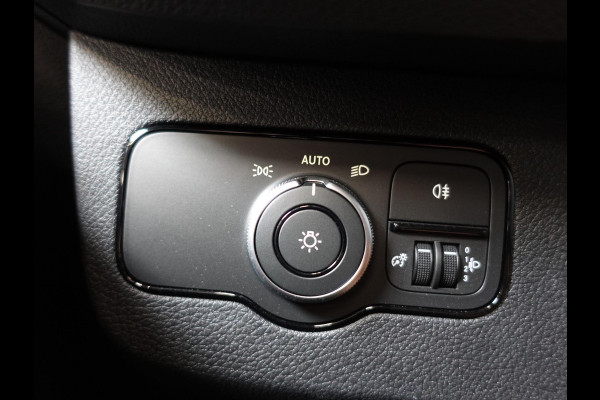 Mercedes-Benz Sprinter 315 L2H2 Automaat Navigatie Cruise Control Trekhaak Climate Control