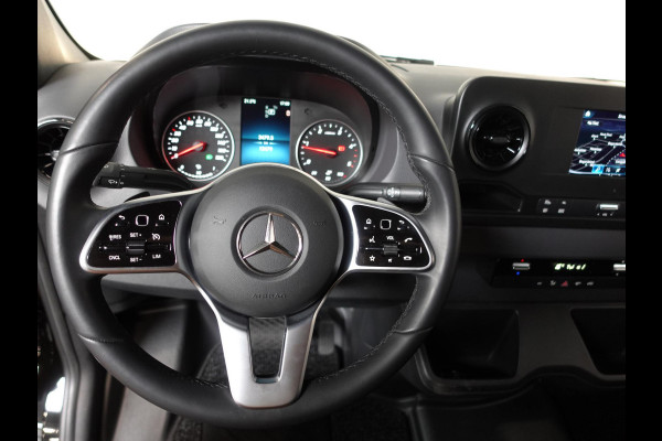 Mercedes-Benz Sprinter 315 L2H2 Automaat Navigatie Cruise Control Trekhaak Climate Control
