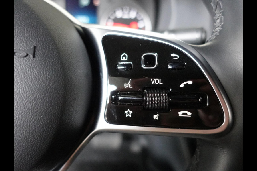 Mercedes-Benz Sprinter 315 L2H2 Automaat Navigatie Cruise Control Trekhaak Climate Control