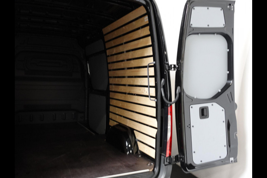 Mercedes-Benz Sprinter 315 L2H2 Automaat Navigatie Cruise Control Trekhaak Climate Control