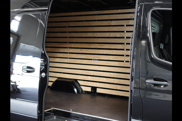 Mercedes-Benz Sprinter 315 L2H2 Automaat Navigatie Cruise Control Trekhaak Climate Control
