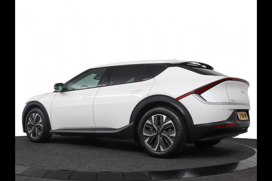 Kia Ev6 Light Edition 58 kWh Automaat - Stoel-/ Stuurverwarming - Carplay/Android Auto - Camera - Fabrieksgarantie Tot 2031