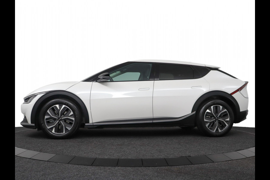 Kia Ev6 Light Edition 58 kWh Automaat - Stoel-/ Stuurverwarming - Carplay/Android Auto - Camera - Fabrieksgarantie Tot 2031