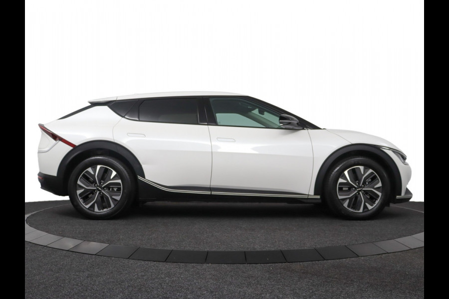 Kia Ev6 Light Edition 58 kWh Automaat - Stoel-/ Stuurverwarming - Carplay/Android Auto - Camera - Fabrieksgarantie Tot 2031