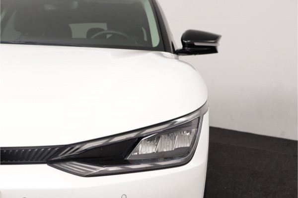 Kia Ev6 Light Edition 58 kWh Automaat - Stoel-/ Stuurverwarming - Carplay/Android Auto - Camera - Fabrieksgarantie Tot 2031
