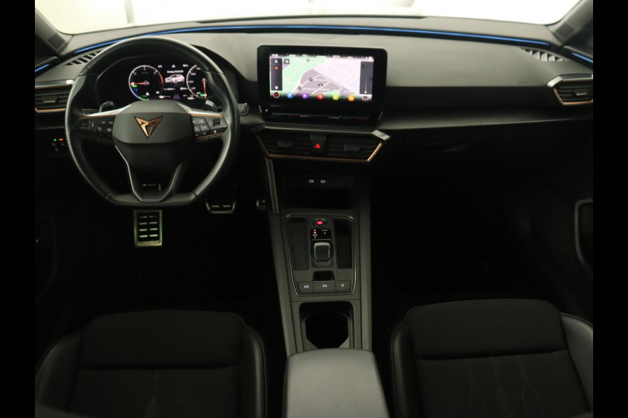 CUPRA Leon 1.4 eHybrid VZ | 245pk | Carplay | Navigatie | Sfeerverlichting | Keyless | Sportstoelen | Digital Cockpit | Parkeerhulp | PHEV | Plug In