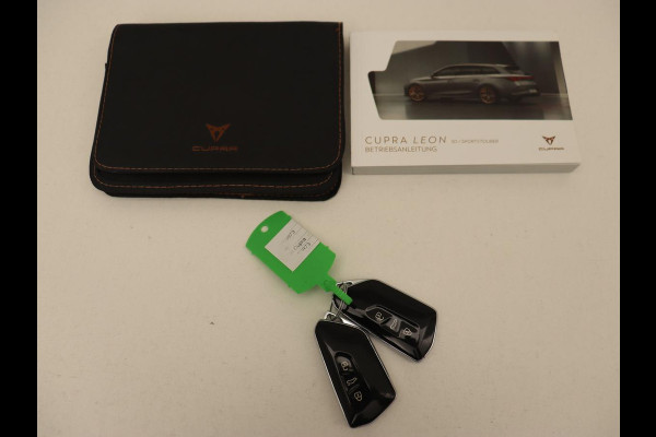 CUPRA Leon 1.4 eHybrid VZ | 245pk | Carplay | Navigatie | Sfeerverlichting | Keyless | Sportstoelen | Digital Cockpit | Parkeerhulp | PHEV | Plug In