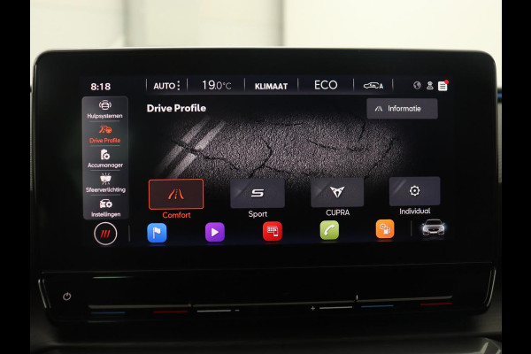 CUPRA Leon 1.4 eHybrid VZ | 245pk | Carplay | Navigatie | Sfeerverlichting | Keyless | Sportstoelen | Digital Cockpit | Parkeerhulp | PHEV | Plug In