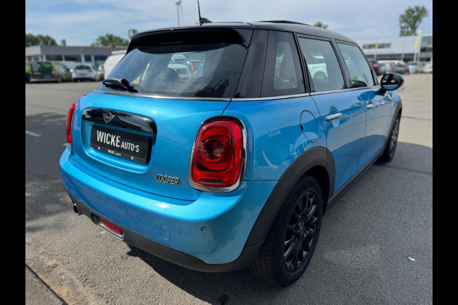 MINI Mini 1.5 Cooper Panorama Navigatie PDC 5 deurs Leer 136 PK MINI Mini 1.5 Cooper Panorama Navigatie PDC 5 deurs Leer 136 PK