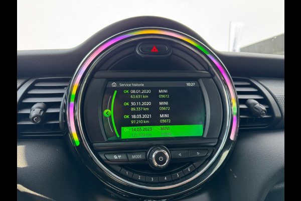 MINI Mini 1.5 Cooper Panorama Navigatie PDC 5 deurs Leer 136 PK MINI Mini 1.5 Cooper Panorama Navigatie PDC 5 deurs Leer 136 PK