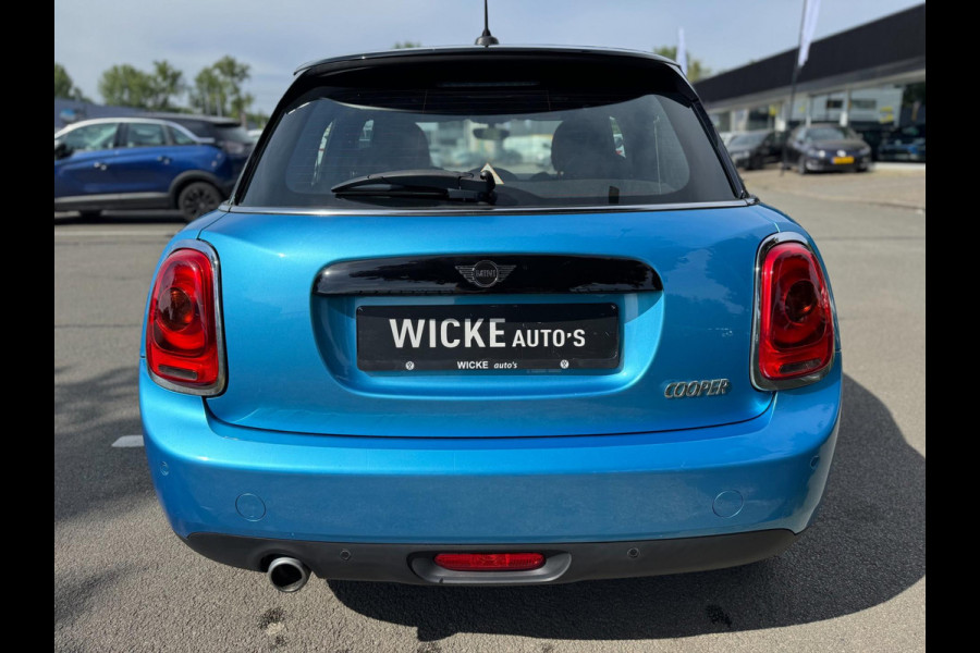MINI Mini 1.5 Cooper Panorama Navigatie PDC 5 deurs Leer 136 PK MINI Mini 1.5 Cooper Panorama Navigatie PDC 5 deurs Leer 136 PK