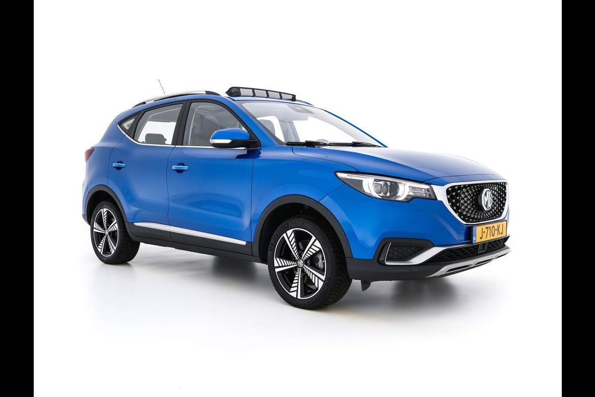 MG ZS EV Luxury 45 kWh {SOH-96 %} (INCL-BTW) Aut. *PANO | LUXURY-LEATHER | CCS-FASTLOADER | KEYLESS | NAVI-FULLMAP | ADAPTIVE-CRUISE | CAMERA | HEATED-SPORTSEATS | CARPLAY | BLINDSPOT | DAB | LANE-ASSIST | PRIVACY-GLASS | 17"