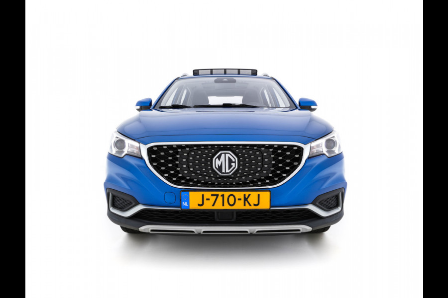 MG ZS EV Luxury 45 kWh {SOH-96 %} (INCL-BTW) Aut. *PANO | LUXURY-LEATHER | CCS-FASTLOADER | KEYLESS | NAVI-FULLMAP | ADAPTIVE-CRUISE | CAMERA | HEATED-SPORTSEATS | CARPLAY | BLINDSPOT | DAB | LANE-ASSIST | PRIVACY-GLASS | 17"