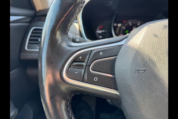 Renault Talisman Estate 1.3 TCe Intens 160 PK Camera Navigatie Led Stoelverw. Renault Talisman Estate 1.3 TCe Intens 160 PK Camera Navigatie Led Stoelverw.
