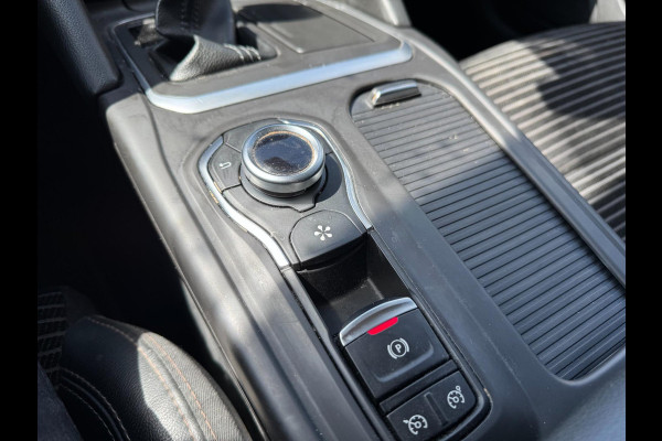 Renault Talisman Estate 1.3 TCe Intens 160 PK Camera Navigatie Led Stoelverw. Renault Talisman Estate 1.3 TCe Intens 160 PK Camera Navigatie Led Stoelverw.