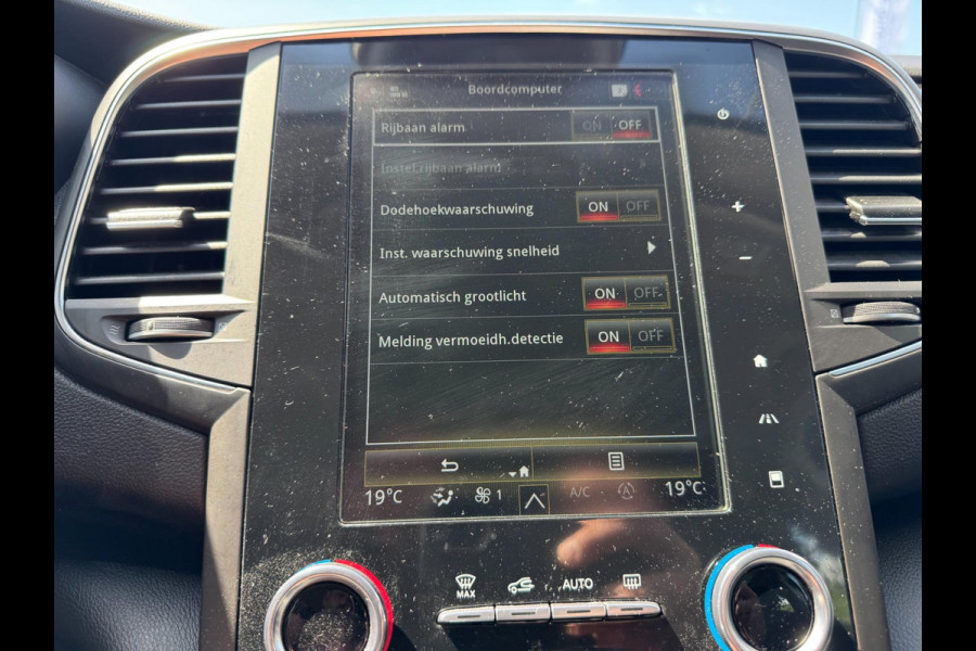Renault Talisman Estate 1.3 TCe Intens 160 PK Camera Navigatie Led Stoelverw. Renault Talisman Estate 1.3 TCe Intens 160 PK Camera Navigatie Led Stoelverw.