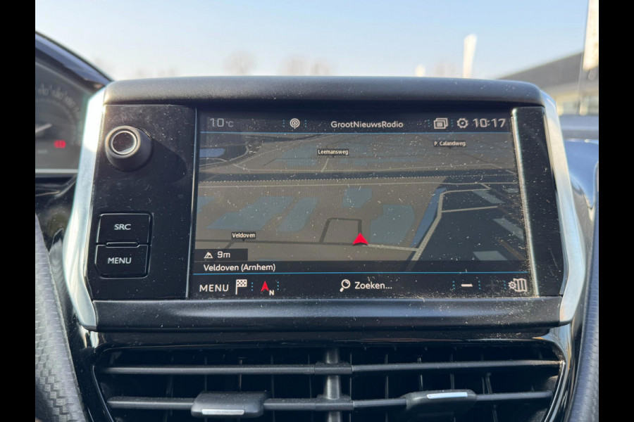 Peugeot 208 1.2 PureTech Allure Navigatie Clima PDC Cruise control Peugeot 208 1.2 PureTech Allure Navigatie Clima PDC Cruise control