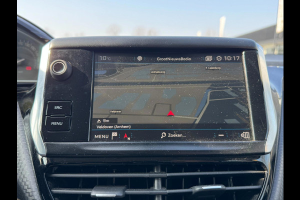 Peugeot 208 1.2 PureTech Allure Navigatie Clima PDC Cruise control Peugeot 208 1.2 PureTech Allure Navigatie Clima PDC Cruise control