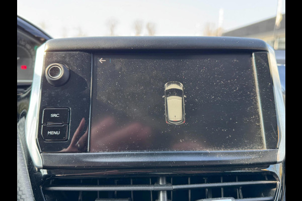 Peugeot 208 1.2 PureTech Allure Navigatie Clima PDC Cruise control Peugeot 208 1.2 PureTech Allure Navigatie Clima PDC Cruise control