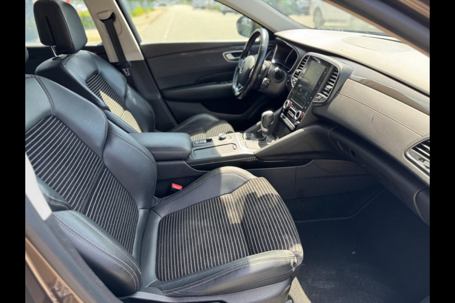 Renault Talisman Estate 1.3 TCe Intens 160 PK Camera Navigatie Led Stoelverw. Renault Talisman Estate 1.3 TCe Intens 160 PK Camera Navigatie Led Stoelverw.