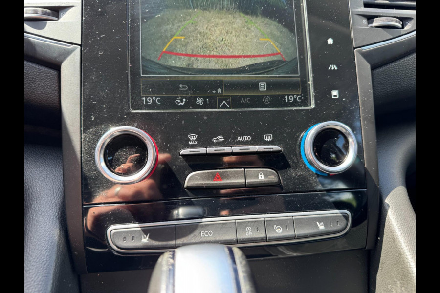 Renault Talisman Estate 1.3 TCe Intens 160 PK Camera Navigatie Led Stoelverw. Renault Talisman Estate 1.3 TCe Intens 160 PK Camera Navigatie Led Stoelverw.