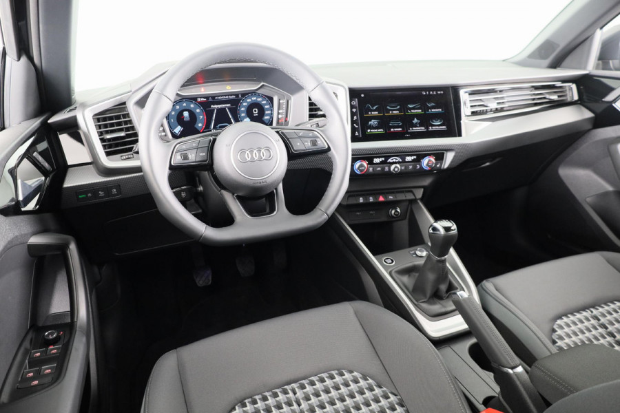 Audi A1 allstreet 30 TFSI Advanced edition 110pk | Private lease vanaf € 597,- pm| Parkeerrijcamera, keyless entry, verwarmbare voerstoelen, led koplampen