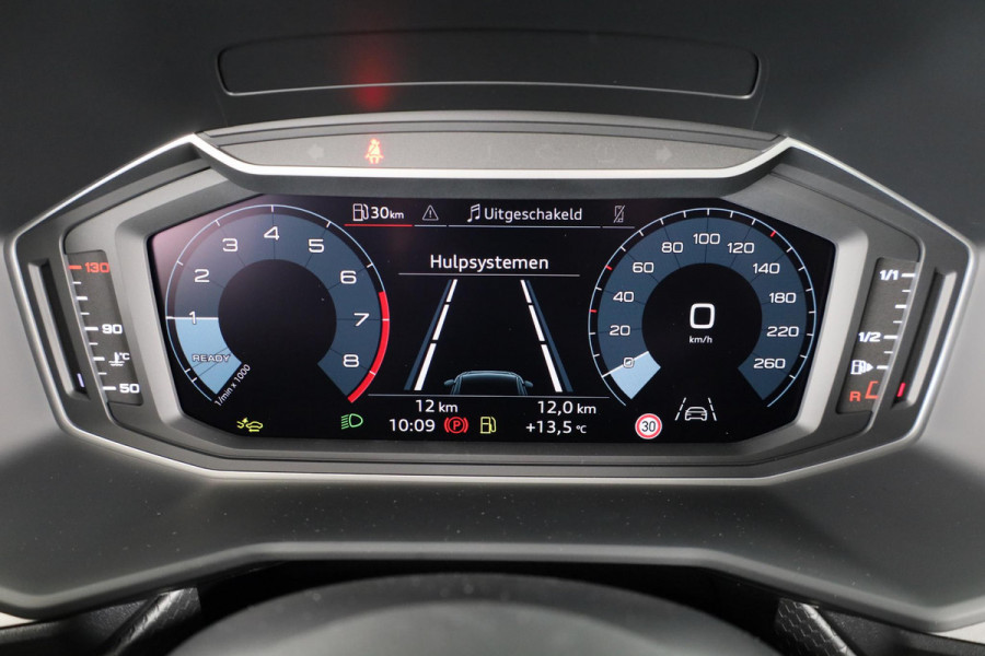 Audi A1 allstreet 30 TFSI Advanced edition 110pk | Private lease vanaf € 597,- pm| Parkeerrijcamera, keyless entry, verwarmbare voerstoelen, led koplampen