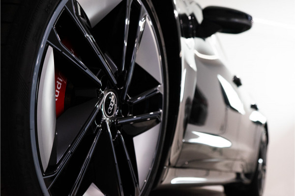 Audi e-tron GT RS 93 kWh 600PK | B&O | Pano | Carbon | Luchtvering | Matrix | VOL! 12 MND Garantie
