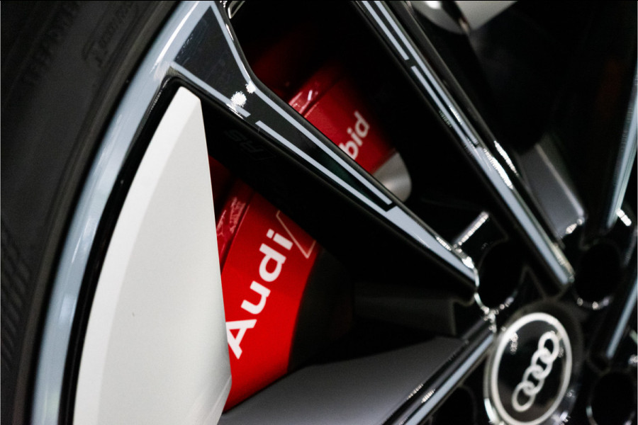 Audi e-tron GT RS 93 kWh 600PK | B&O | Pano | Carbon | Luchtvering | Matrix | VOL! 12 MND Garantie
