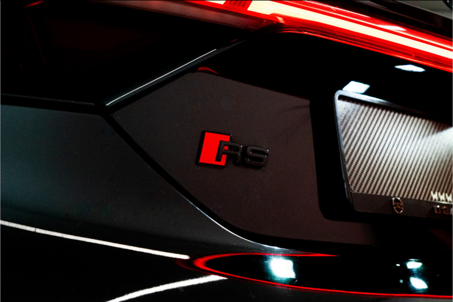 Audi e-tron GT RS 93 kWh 600PK | B&O | Pano | Carbon | Luchtvering | Matrix | VOL! 12 MND Garantie