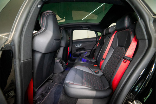 Audi e-tron GT RS 93 kWh 600PK | B&O | Pano | Carbon | Luchtvering | Matrix | VOL! 12 MND Garantie