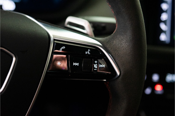 Audi e-tron GT RS 93 kWh 600PK | B&O | Pano | Carbon | Luchtvering | Matrix | VOL! 12 MND Garantie