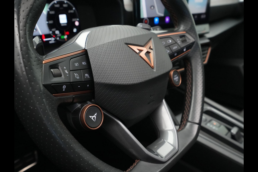 CUPRA Formentor 1.4 e-Hybrid VZ Performance Panorama Camera Sideassist Navigatie Carplay Stoel/Stuurverwarming 203