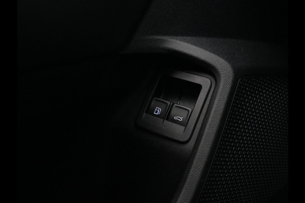 CUPRA Formentor 1.4 e-Hybrid VZ Performance Panorama Camera Sideassist Navigatie Carplay Stoel/Stuurverwarming 203