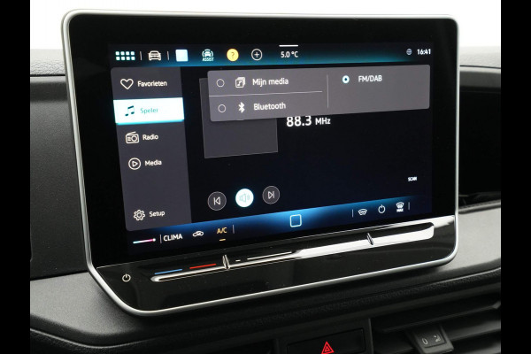 Volkswagen Crafter 2.0 TDI 103kW 140PK GVW 3.5T L3H3 Exclusive AUT rijdende demo, kilometerstand loopt op