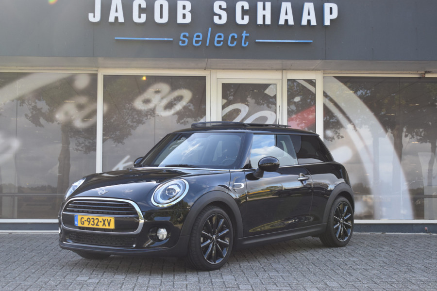 MINI Mini 1.5 Cooper Chili Automaat Parkeerhulp Achter / Glazen Schuif- kanteldak / 17'' LM / Multimedia