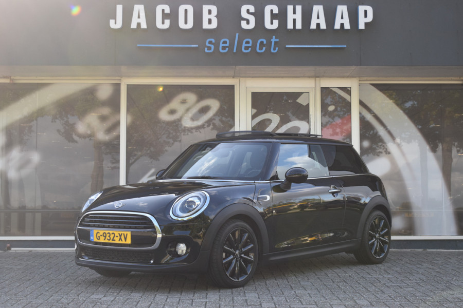 MINI Mini 1.5 Cooper Chili Automaat Parkeerhulp Achter / Glazen Schuif- kanteldak / 17'' LM / Multimedia