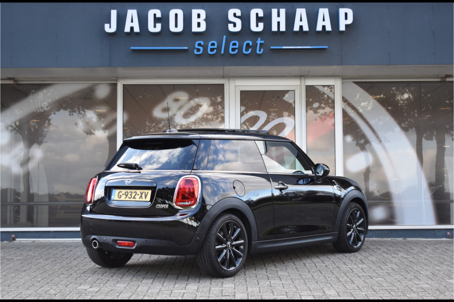 MINI Mini 1.5 Cooper Chili Automaat Parkeerhulp Achter / Glazen Schuif- kanteldak / 17'' LM / Multimedia