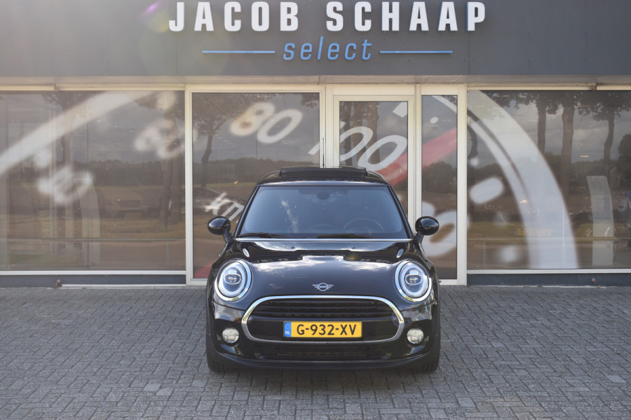 MINI Mini 1.5 Cooper Chili Automaat Parkeerhulp Achter / Glazen Schuif- kanteldak / 17'' LM / Multimedia