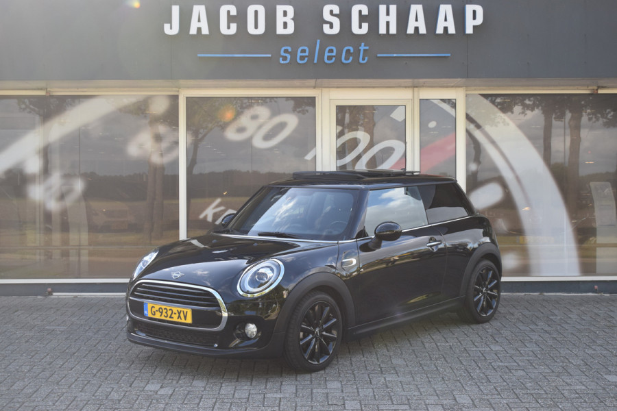 MINI Mini 1.5 Cooper Chili Automaat Parkeerhulp Achter / Glazen Schuif- kanteldak / 17'' LM / Multimedia